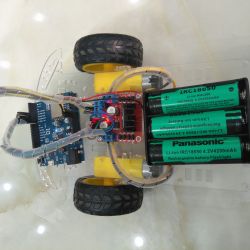 Robot điều khiển bằng wifi